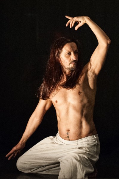 André Che Isse live performance 2015